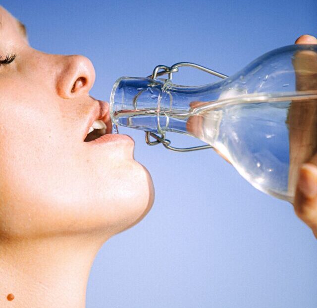 Have you been suffering from digestive problems for a long time? However, you can eat lukewarm water.